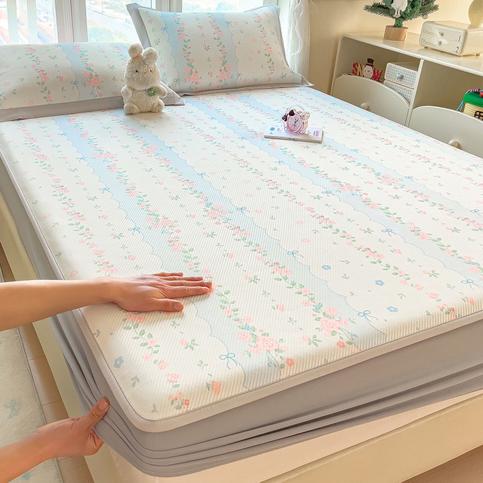 91家纺网 家纺一手货源 找家纺 宜派家纺 2026新款夏季花卉冰丝凉席床笠凉感值过0.21单件夏天冰豆豆A类可机洗学生宿舍空调软席 花知晓-床笠