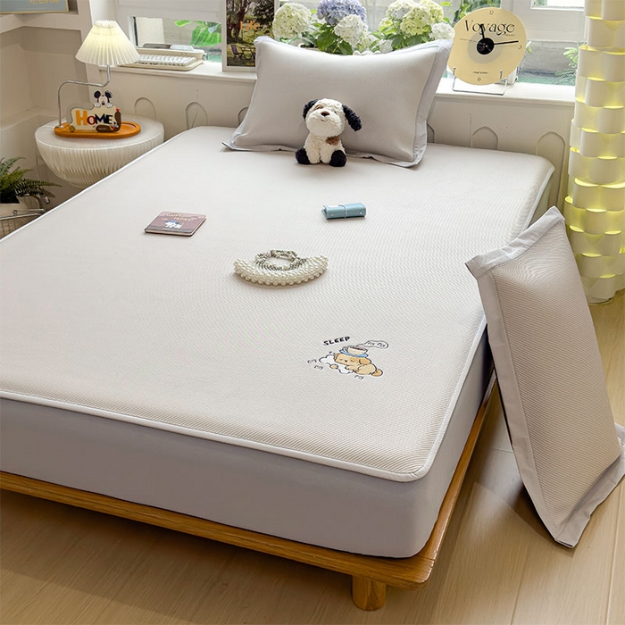 91家纺网 家纺一手货源 找家纺 宜派家纺 2026新款可机洗冰豆豆冰丝席凉席a类母婴级婴儿可用凉感值过0.21夏天床笠款软席子夏季 贪吃小狗-床笠