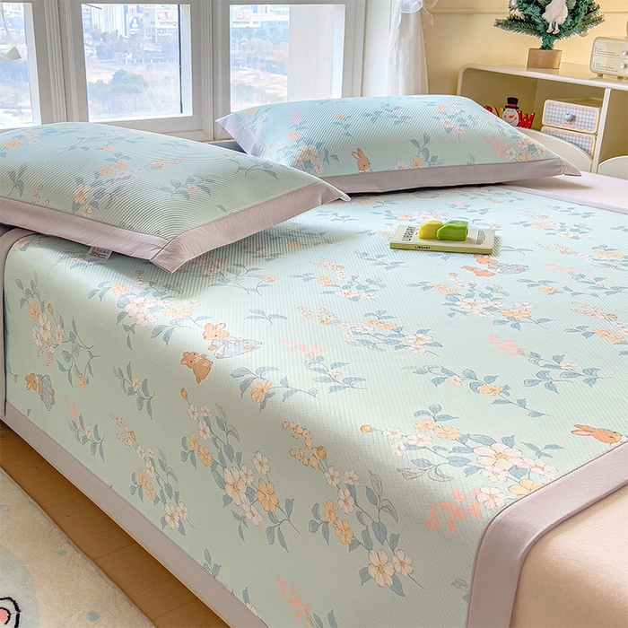 91家纺网 家纺一手货源 找家纺 宜派家纺 2026新款夏季花卉冰丝凉席床笠凉感值过0.21单件夏天冰豆豆A类可机洗学生宿舍空调软席 丛林小兔-床席