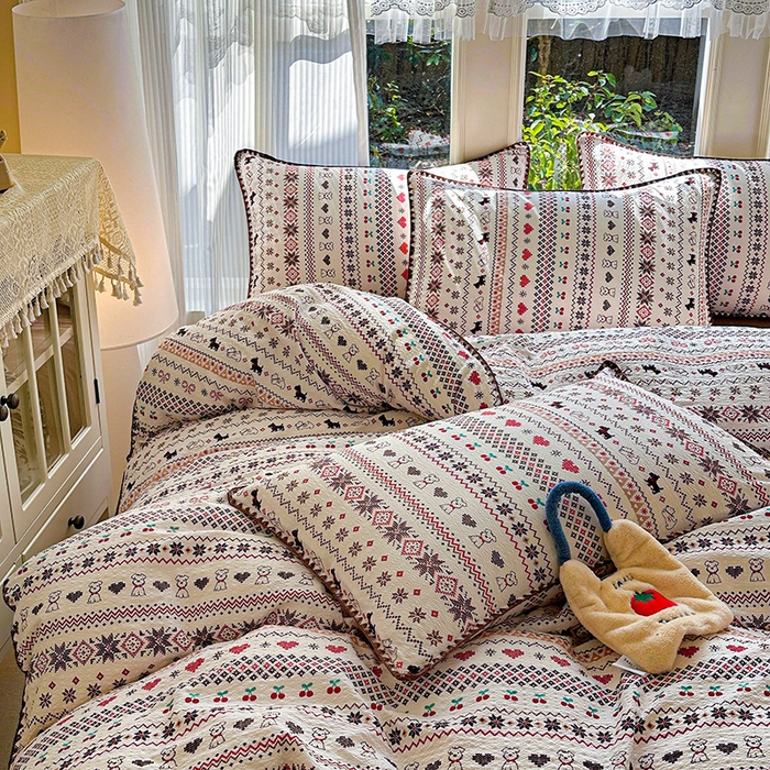 91家纺网 家纺一手货源 找家纺 梵希雅 2026新款费尔岛风贝壳边泡芙棉四件套床单被套宿舍三件套单品 红棕萌犬