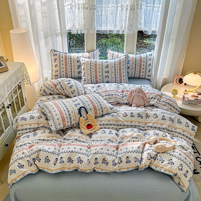 91家纺网 家纺一手货源 找家纺 梵希雅 2026新款费尔岛风贝壳边泡芙棉四件套床单被套宿舍三件套单品 雾蓝自由马