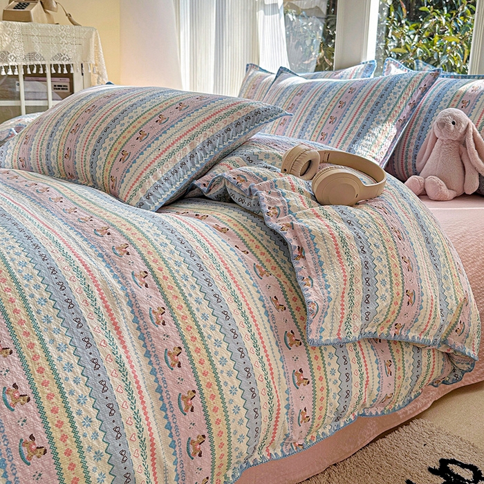 91家纺网 家纺一手货源 找家纺 梵希雅 2026新款费尔岛风贝壳边泡芙棉四件套床单被套宿舍三件套单品 甜粉摇马