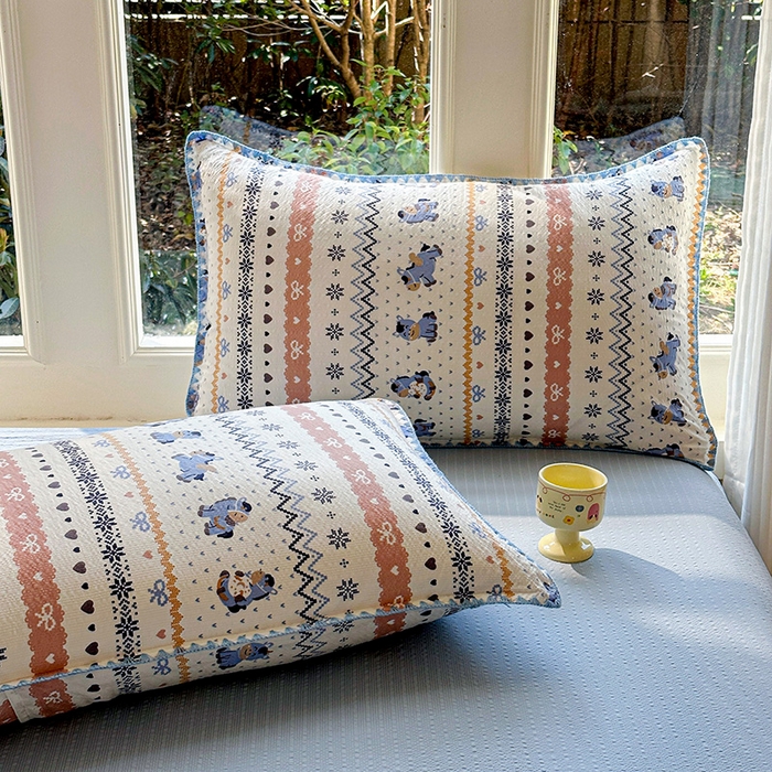 91家纺网 家纺一手货源 找家纺 梵希雅 2026新款费尔岛风贝壳边泡芙棉四件套床单被套宿舍三件套单品 雾蓝自由马