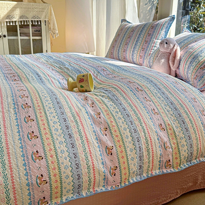 91家纺网 家纺一手货源 找家纺 梵希雅 2026新款费尔岛风贝壳边泡芙棉四件套床单被套宿舍三件套单品 甜粉摇马