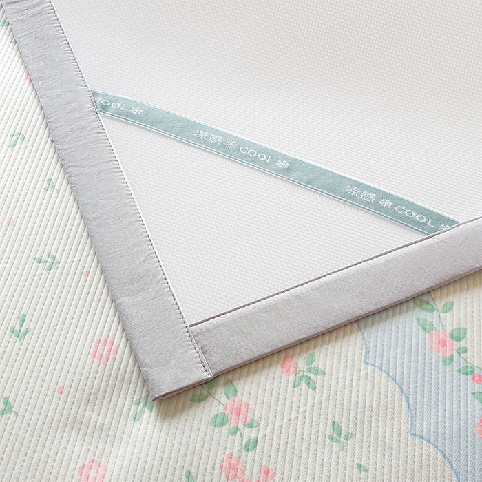 91家纺网 家纺一手货源 找家纺 宜派家纺 2026新款夏季花卉冰丝凉席床笠凉感值过0.21单件夏天冰豆豆A类可机洗学生宿舍空调软席 花知晓-床席