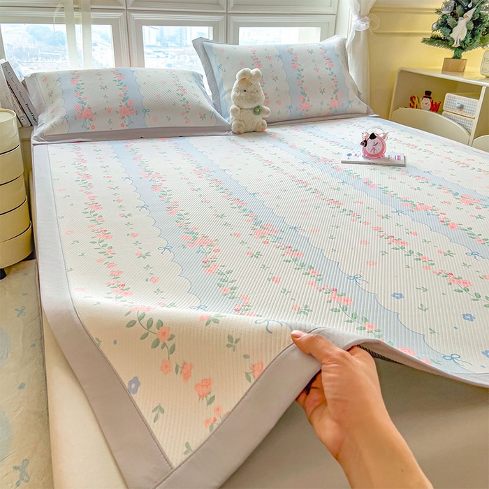 91家纺网 家纺一手货源 找家纺 宜派家纺 2026新款夏季花卉冰丝凉席床笠凉感值过0.21单件夏天冰豆豆A类可机洗学生宿舍空调软席 花知晓-床席