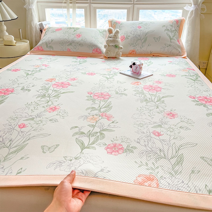 91家纺网 家纺一手货源 找家纺 宜派家纺 2026新款夏季花卉冰丝凉席床笠凉感值过0.21单件夏天冰豆豆A类可机洗学生宿舍空调软席 牡丹粉-床席