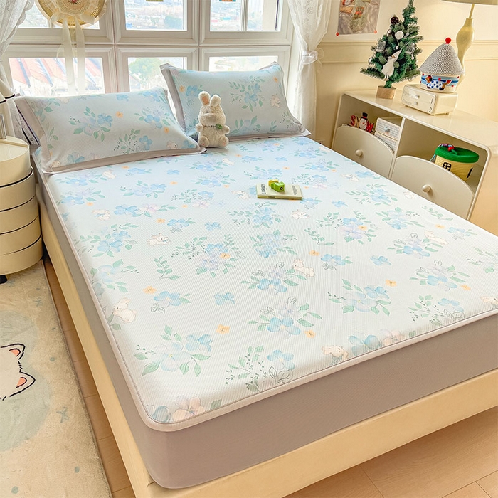 91家纺网 家纺一手货源 找家纺 宜派家纺 2026新款夏季花卉冰丝凉席床笠凉感值过0.21单件夏天冰豆豆A类可机洗学生宿舍空调软席 春漫庭-床笠