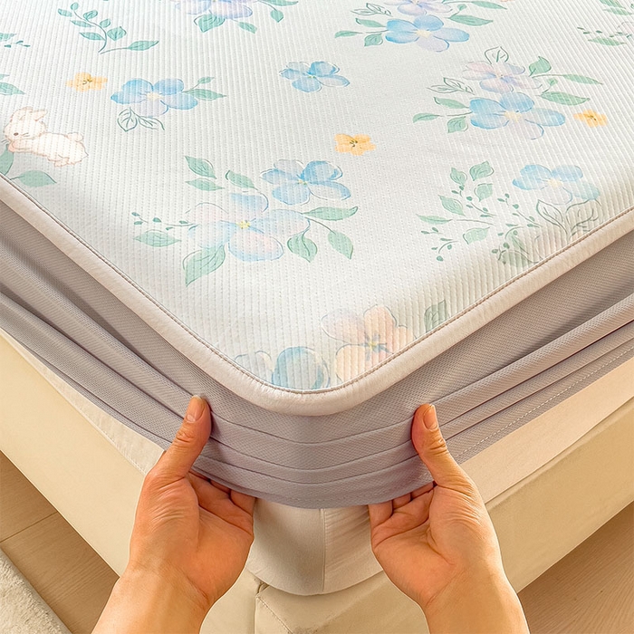 91家纺网 家纺一手货源 找家纺 宜派家纺 2026新款夏季花卉冰丝凉席床笠凉感值过0.21单件夏天冰豆豆A类可机洗学生宿舍空调软席 春漫庭-床笠