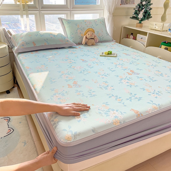 91家纺网 家纺一手货源 找家纺 宜派家纺 2026新款夏季花卉冰丝凉席床笠凉感值过0.21单件夏天冰豆豆A类可机洗学生宿舍空调软席 丛林小兔-床笠