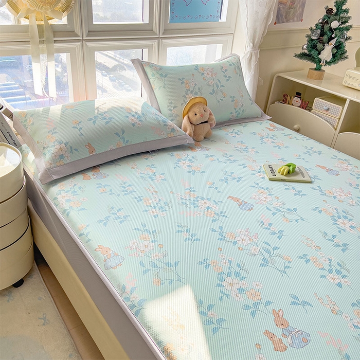 91家纺网 家纺一手货源 找家纺 宜派家纺 2026新款夏季花卉冰丝凉席床笠凉感值过0.21单件夏天冰豆豆A类可机洗学生宿舍空调软席 丛林小兔-床笠