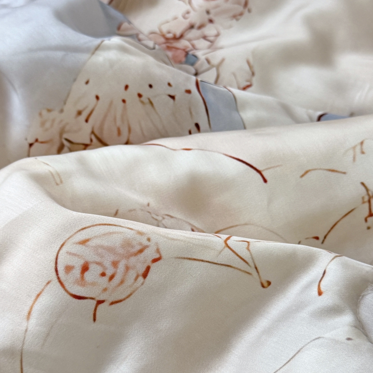 91家纺网 家纺一手货源 找家纺 （总）萌宝家纺 2026新款60S兰精天丝儿童夏被幼儿园大豆夏凉被三件套