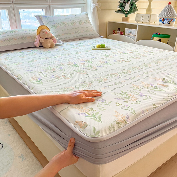 91家纺网 家纺一手货源 找家纺 宜派家纺 2026新款夏季花卉冰丝凉席床笠凉感值过0.21单件夏天冰豆豆A类可机洗学生宿舍空调软席 洛克庄园-床笠