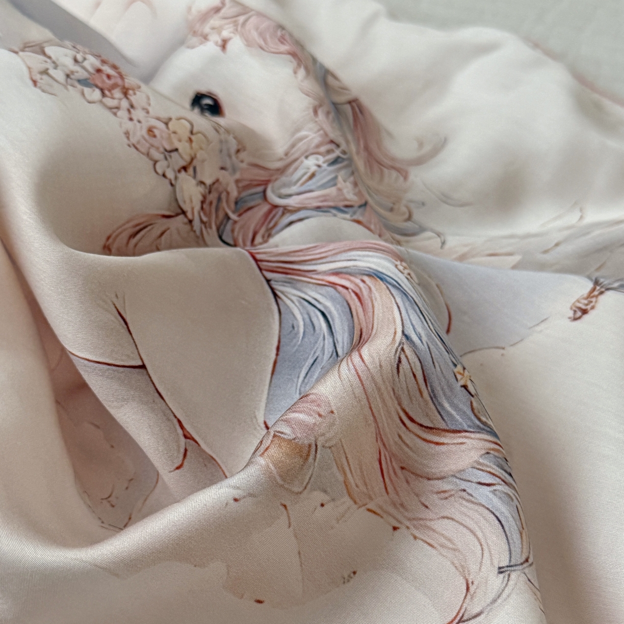 91家纺网 家纺一手货源 找家纺 萌宝家纺 2026新款60S兰精天丝儿童枕套幼儿园枕头 独角小马