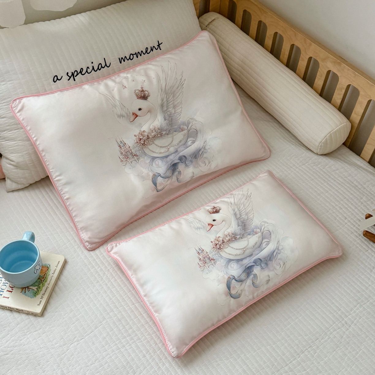 91家纺网 家纺一手货源 找家纺 萌宝家纺 2026新款60S兰精天丝儿童枕套幼儿园枕头 天鹅公主