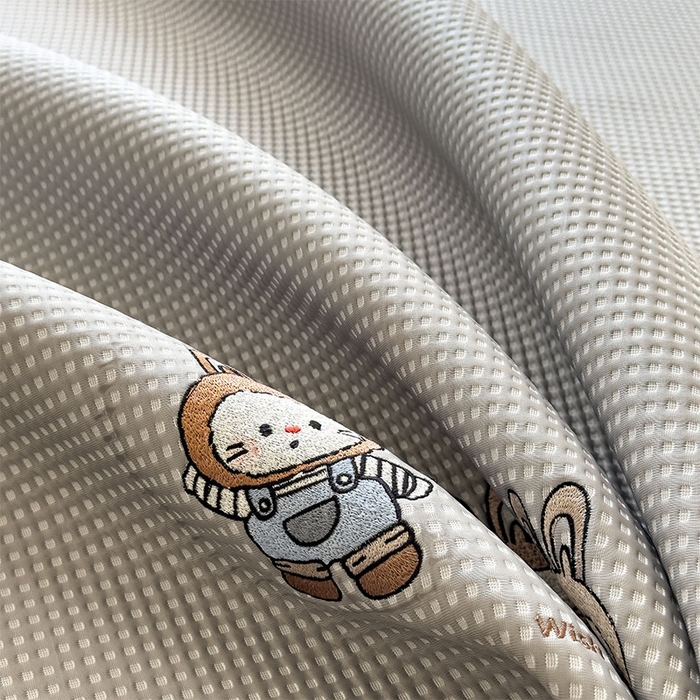 91家纺网 家纺一手货源 找家纺 宜派家纺 2026新款乙纶冰豆豆凉席卡通刺绣印花小红书爆款凉豆豆绣花床席凉感值过0.21冰丝席 兔免星人-床席