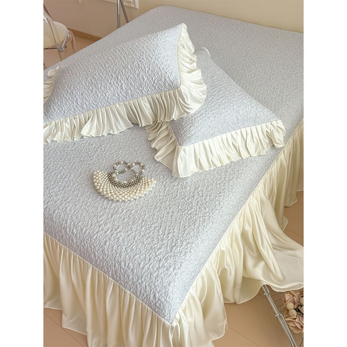 91家纺网 家纺一手货源 找家纺 宜派家纺 2026新款夏季凉感公主风冰豆豆花边凉席床裙款凉感值过0.21三件套可机洗冰丝空调软席子 豆豆物语-微微蓝-床裙