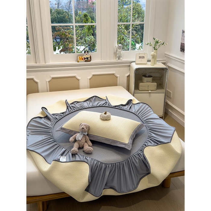 91家纺网 家纺一手货源 找家纺 宜派家纺 2026新款乙纶冰豆豆凉席卡通刺绣印花小红书爆款凉豆豆绣花床席凉感值过0.21冰丝席 懒懒小憩-床笠