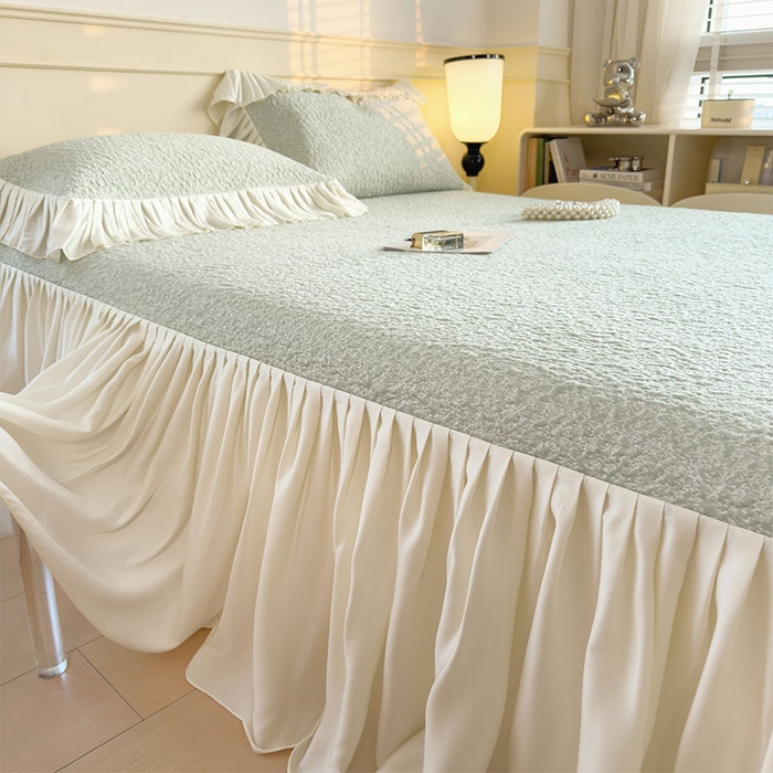 91家纺网 家纺一手货源 找家纺 宜派家纺 2026新款夏季凉感公主风冰豆豆花边凉席床裙款凉感值过0.21三件套可机洗冰丝空调软席子 豆豆物语-飘飘绿-床裙