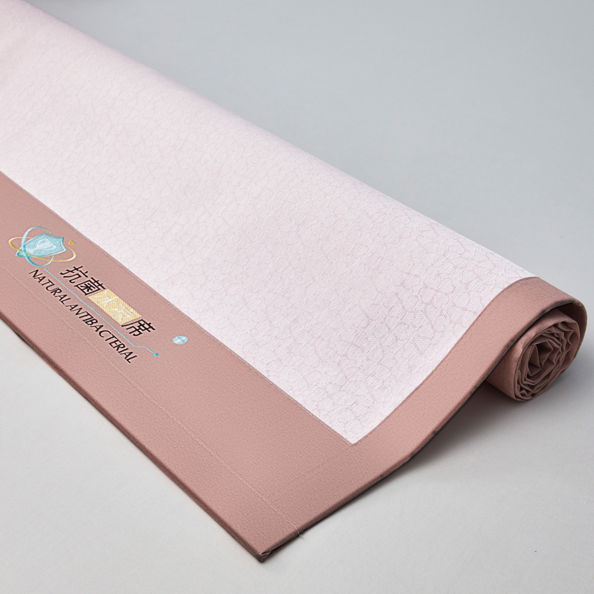 91家纺网 家纺一手货源 找家纺 航途席业 2026新款抗菌提花冰丝席-心相依 心相依-粉床席款