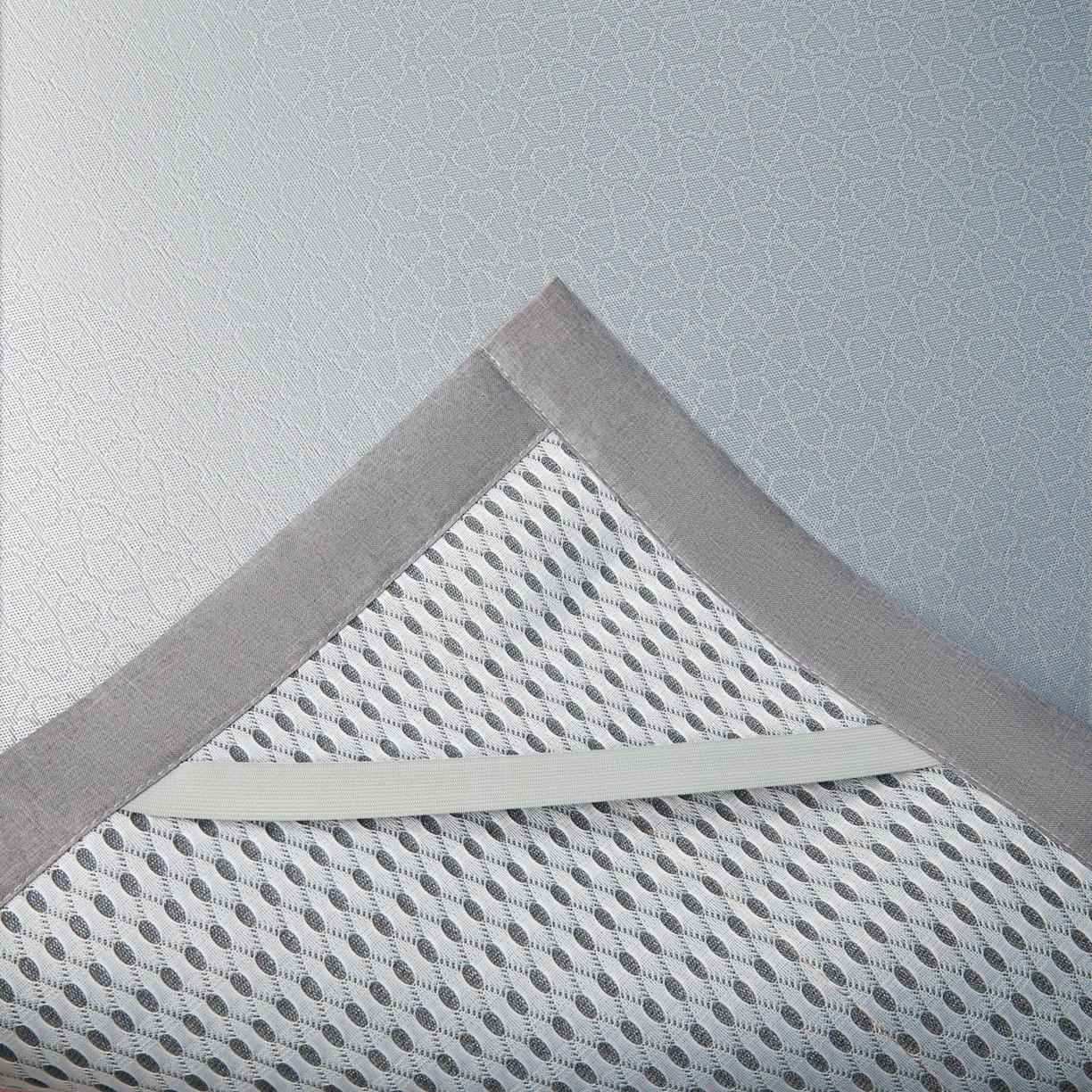 91家纺网 家纺一手货源 找家纺 航途席业 2026新款抗菌提花冰丝席-心相依 心相依-灰床席款