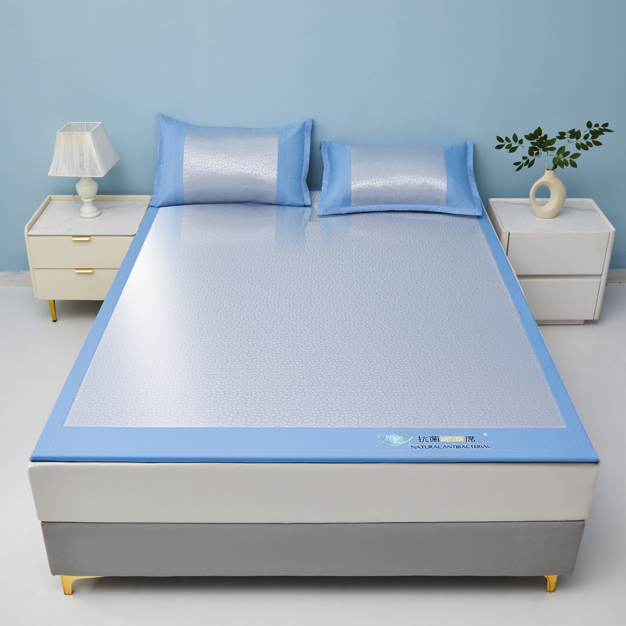 91家纺网 家纺一手货源 找家纺 航途席业 2026新款抗菌提花冰丝席-心相依 心相依-蓝床席款