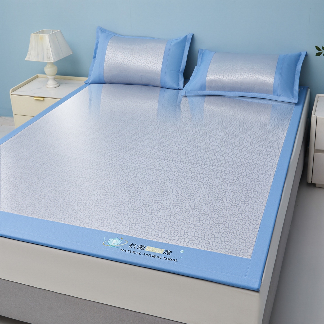 91家纺网 家纺一手货源 找家纺 航途席业 2026新款抗菌提花冰丝席-心相依 心相依-蓝床席款