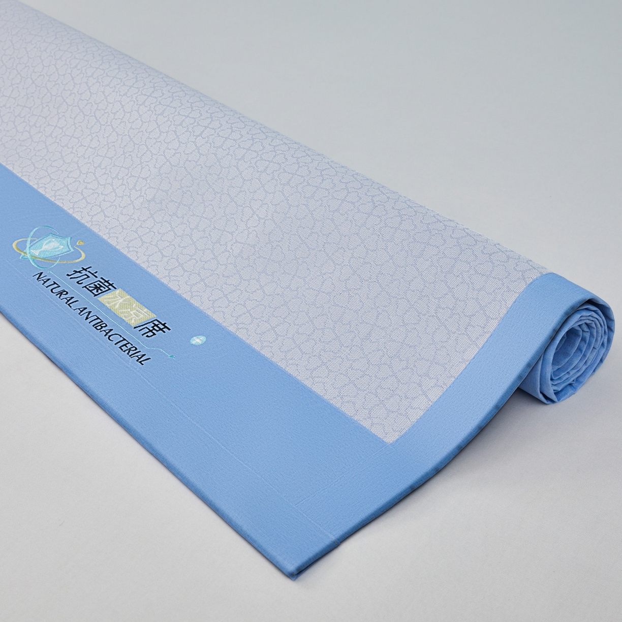 91家纺网 家纺一手货源 找家纺 航途席业 2026新款抗菌提花冰丝席-心相依 心相依-蓝床席款