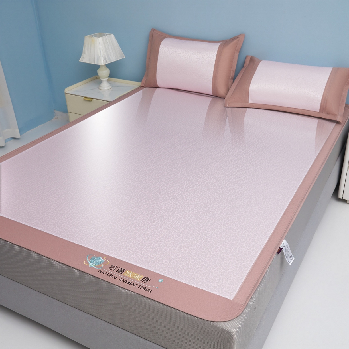 91家纺网 家纺一手货源 找家纺 航途席业 2026新款抗菌提花冰丝席-心相依 心相依-粉床笠款