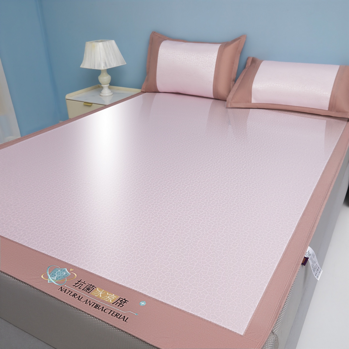 91家纺网 家纺一手货源 找家纺 航途席业 2026新款抗菌提花冰丝席-心相依 心相依-粉床笠款