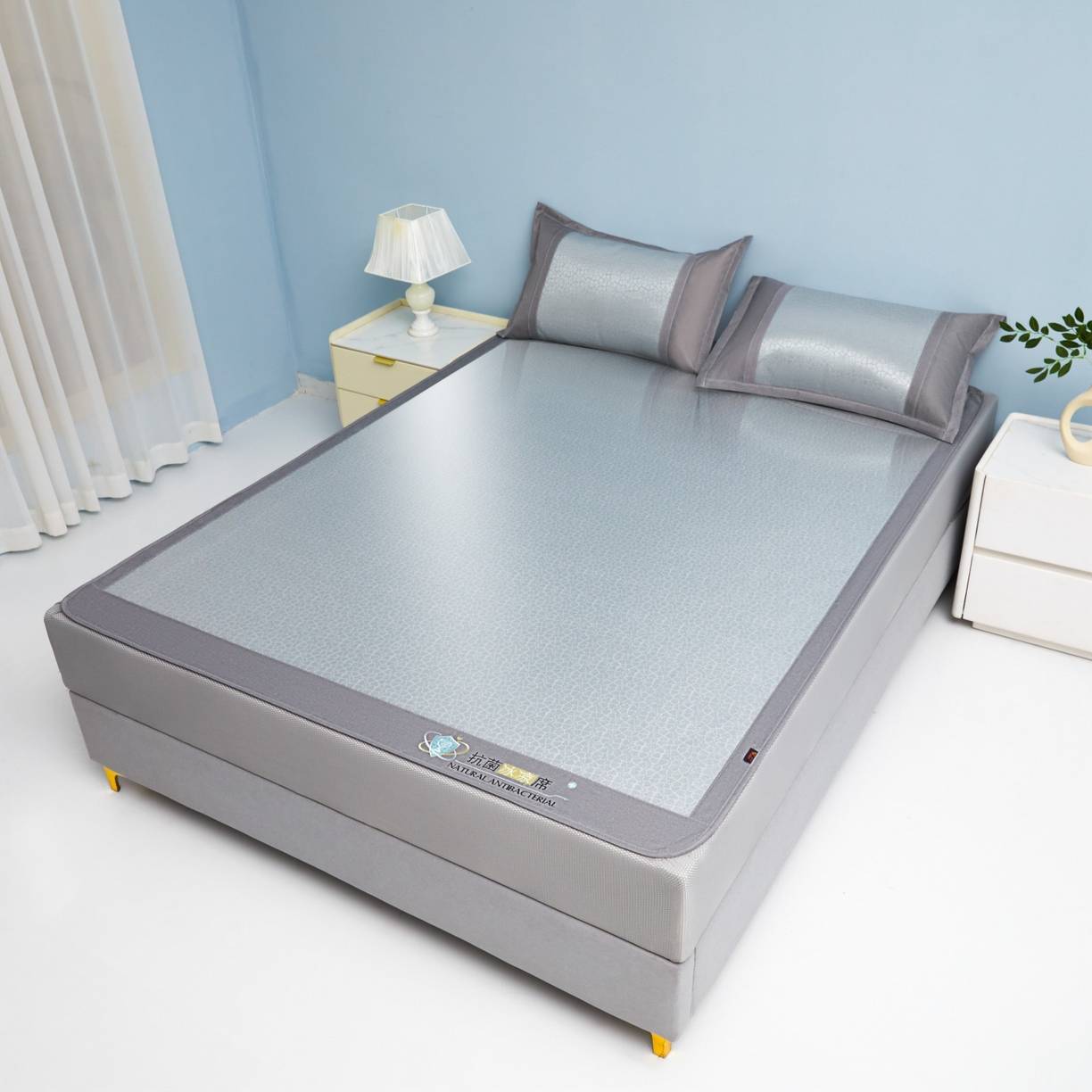 91家纺网 家纺一手货源 找家纺 航途席业 2026新款抗菌提花冰丝席-心相依 心相依-灰床笠款