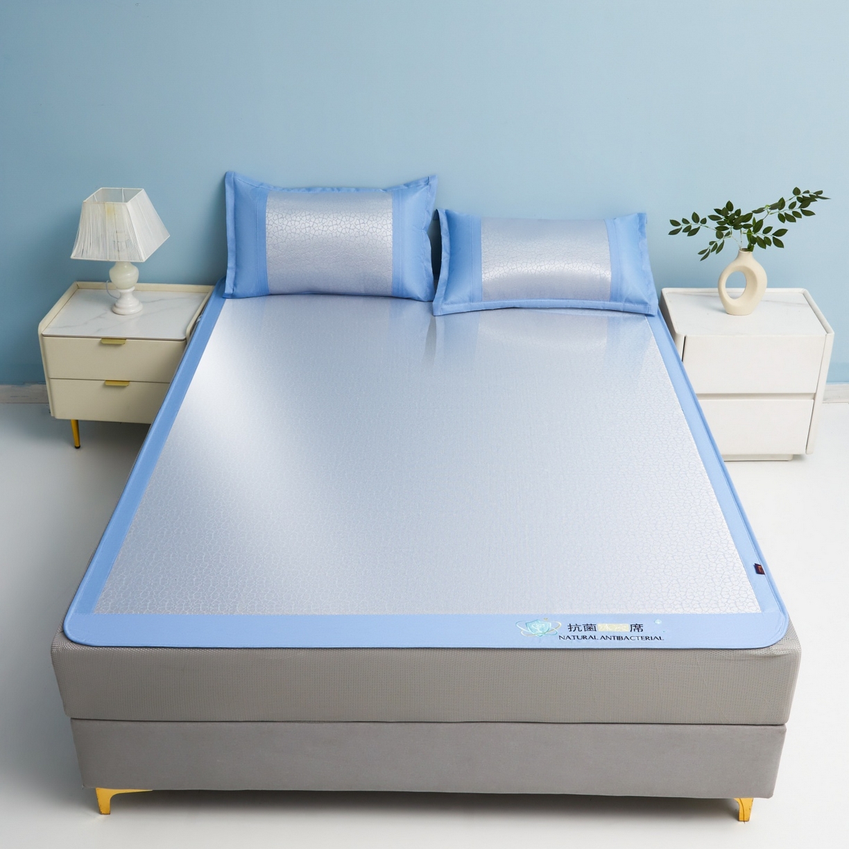 91家纺网 家纺一手货源 找家纺 航途席业 2026新款抗菌提花冰丝席-心相依 心相依-蓝床笠款