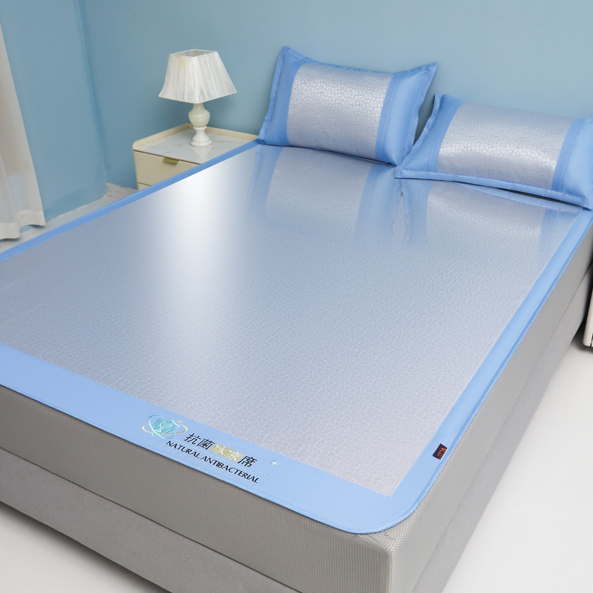 91家纺网 家纺一手货源 找家纺 航途席业 2026新款抗菌提花冰丝席-心相依 心相依-蓝床笠款