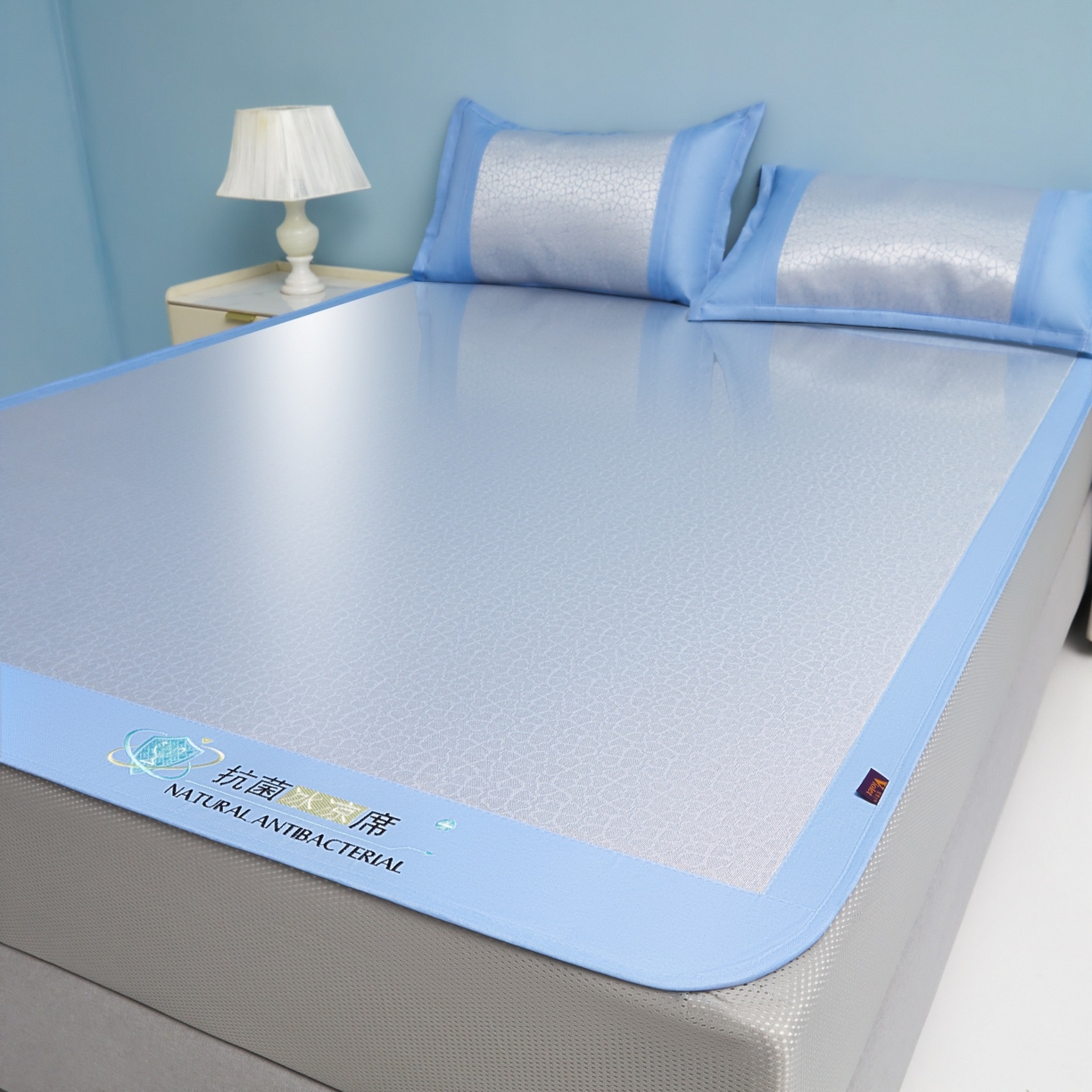 91家纺网 家纺一手货源 找家纺 航途席业 2026新款抗菌提花冰丝席-心相依 心相依-蓝床笠款