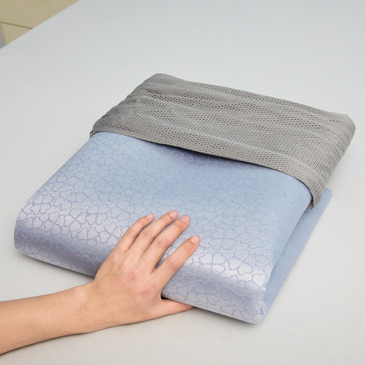 91家纺网 家纺一手货源 找家纺 航途席业 2026新款抗菌提花冰丝席-心相依 心相依-蓝床笠款