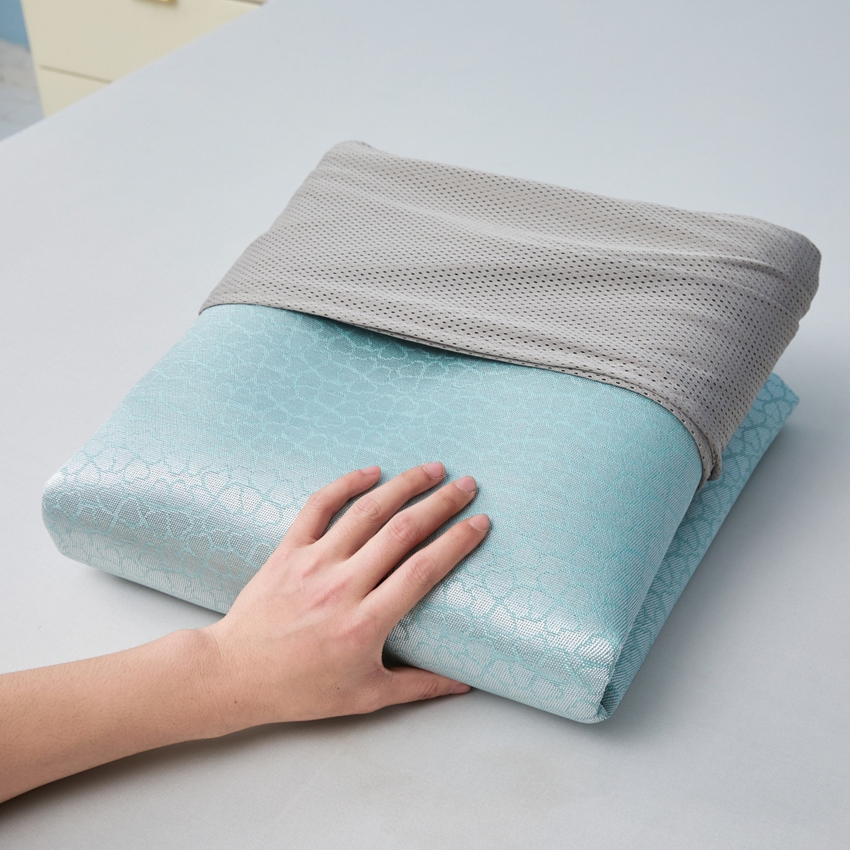 91家纺网 家纺一手货源 找家纺 航途席业 2026新款抗菌提花冰丝席-心相依 心相依-绿床笠款