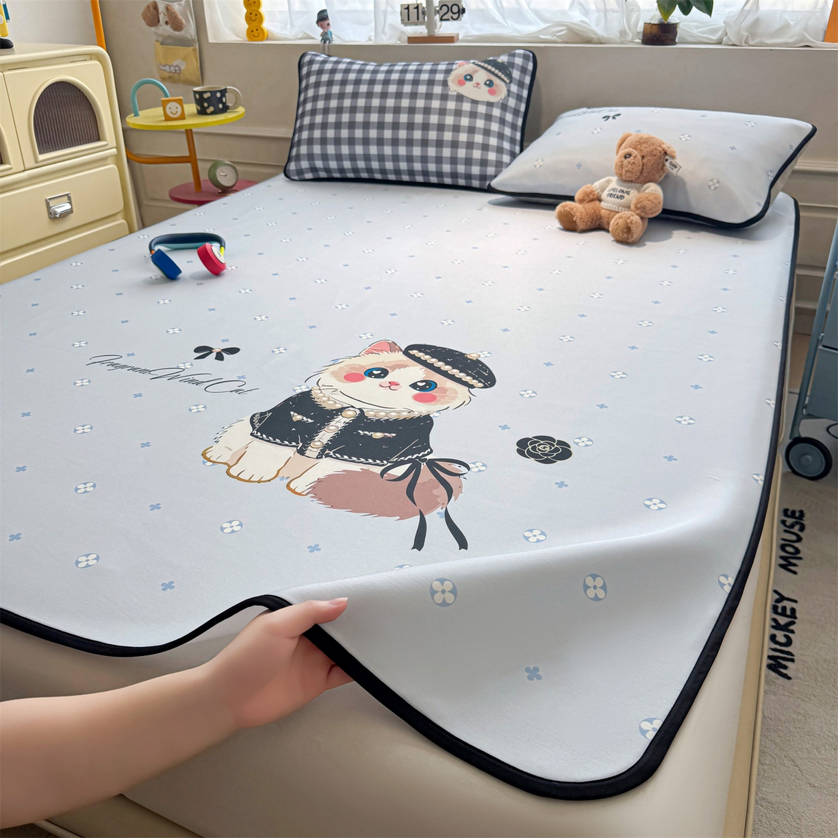 91家纺网 家纺一手货源 找家纺 雯豆家纺 【10A抗菌包检测】2026新款小冰皮卡通大版冰丝软席子凉席三件套凉感平铺款 小冰皮凉席-小香风