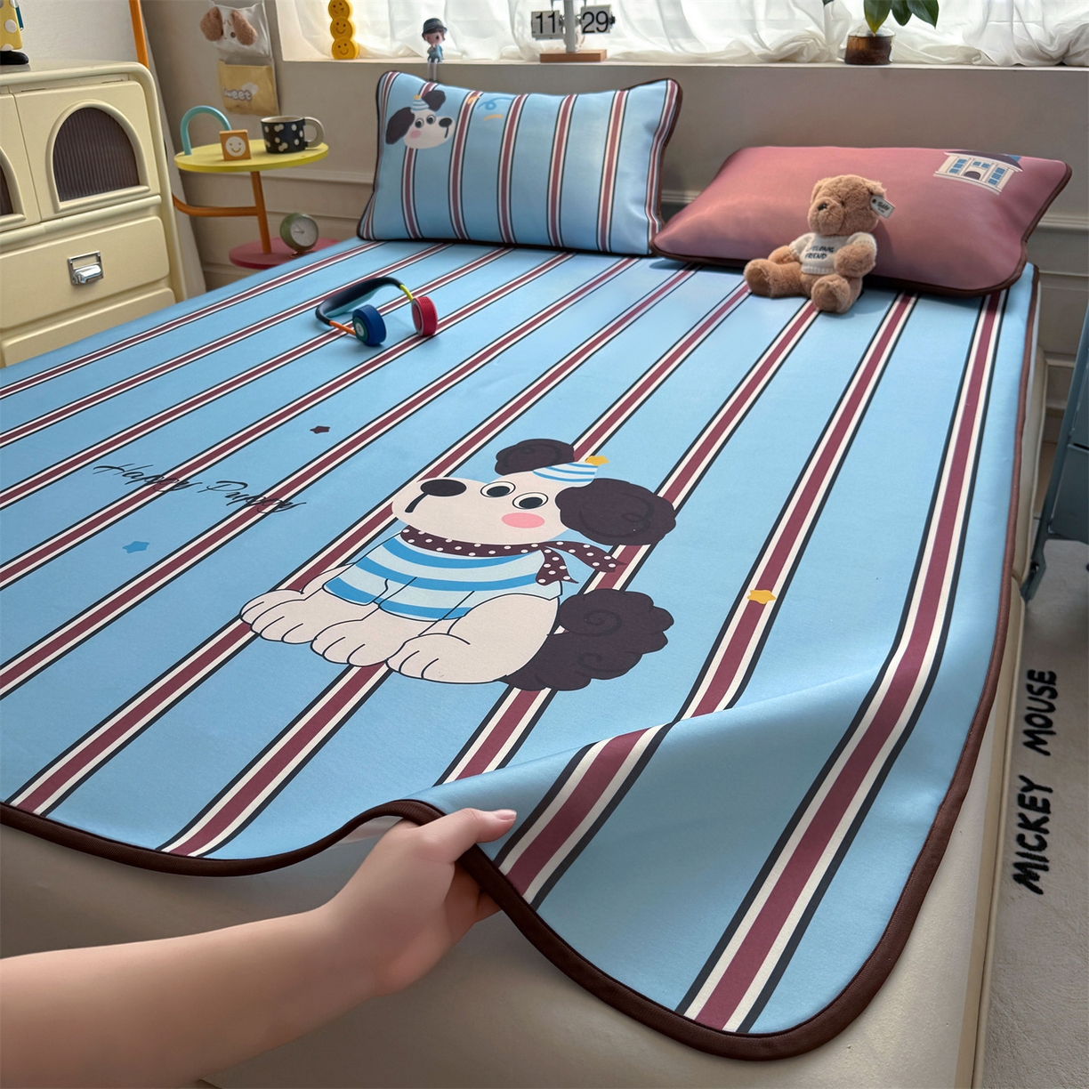 91家纺网 家纺一手货源 找家纺 （总）雯豆家纺 【10A抗菌包检测】2026新款小冰皮卡通大版冰丝软席子凉席三件套凉感平铺款