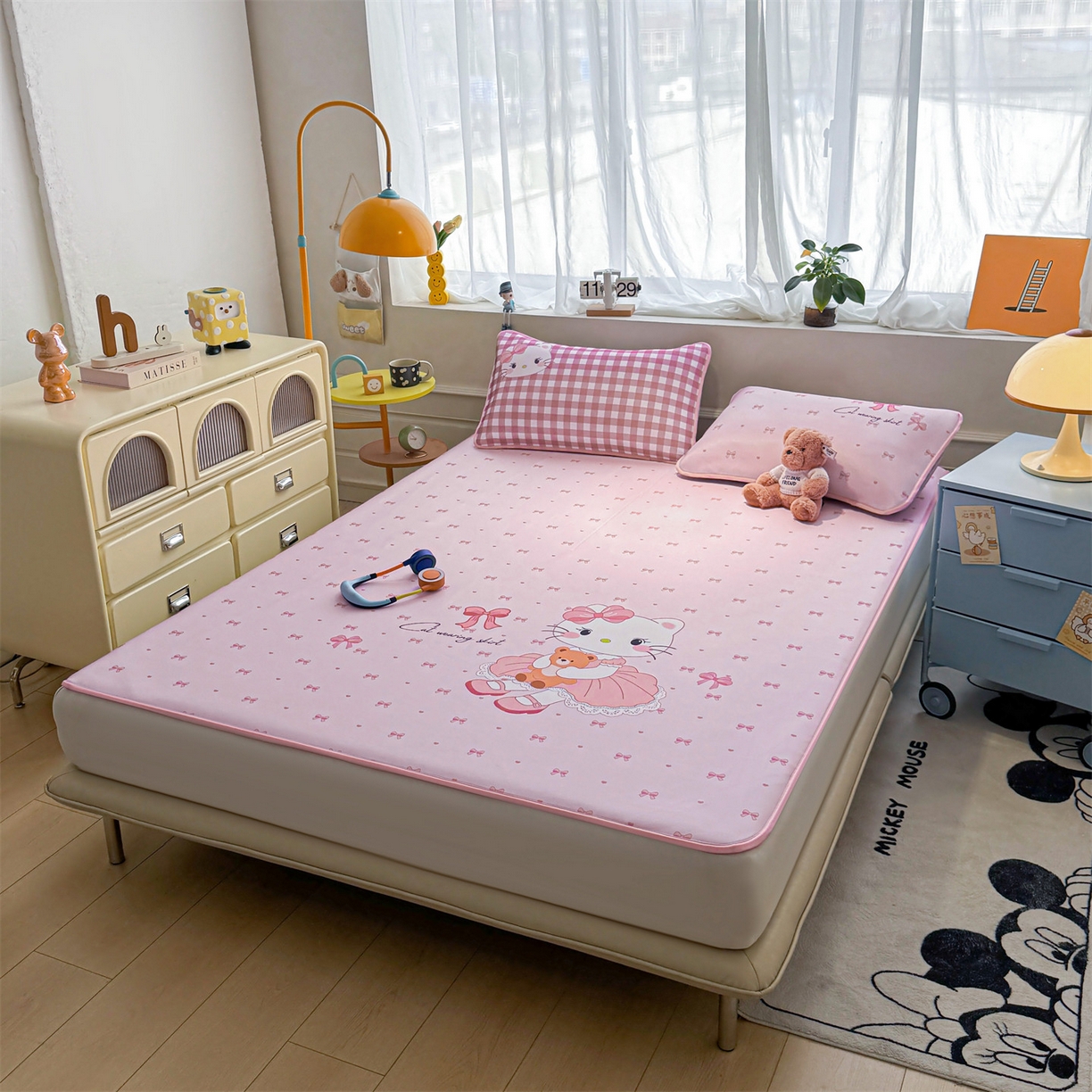 91家纺网 家纺一手货源 找家纺 雯豆家纺 【10A抗菌包检测】2026新款小冰皮卡通大版冰丝软席子凉席三件套凉感平铺款 小冰皮凉席-淑女猫