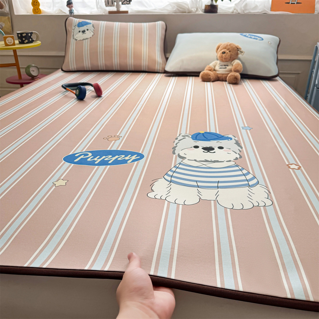 91家纺网 家纺一手货源 找家纺 雯豆家纺 【10A抗菌包检测】2026新款小冰皮卡通大版冰丝软席子凉席三件套凉感平铺款 小冰皮凉席-西高地