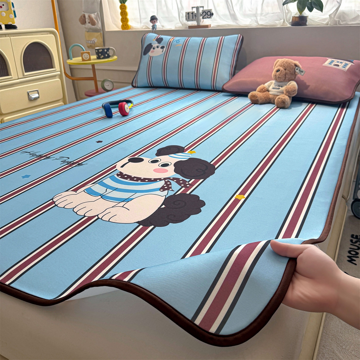 91家纺网 家纺一手货源 找家纺 （总）雯豆家纺 【10A抗菌包检测】2026新款小冰皮卡通大版冰丝软席子凉席三件套凉感平铺款