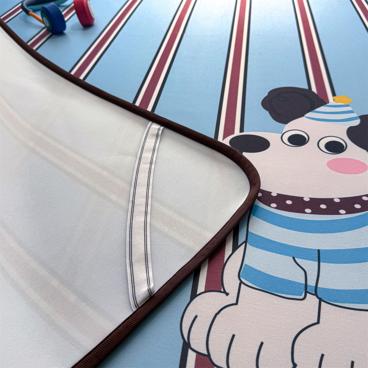 91家纺网 家纺一手货源 找家纺 雯豆家纺 【10A抗菌包检测】2026新款小冰皮卡通大版冰丝软席子凉席三件套凉感平铺款 小冰皮凉席-布鲁斯