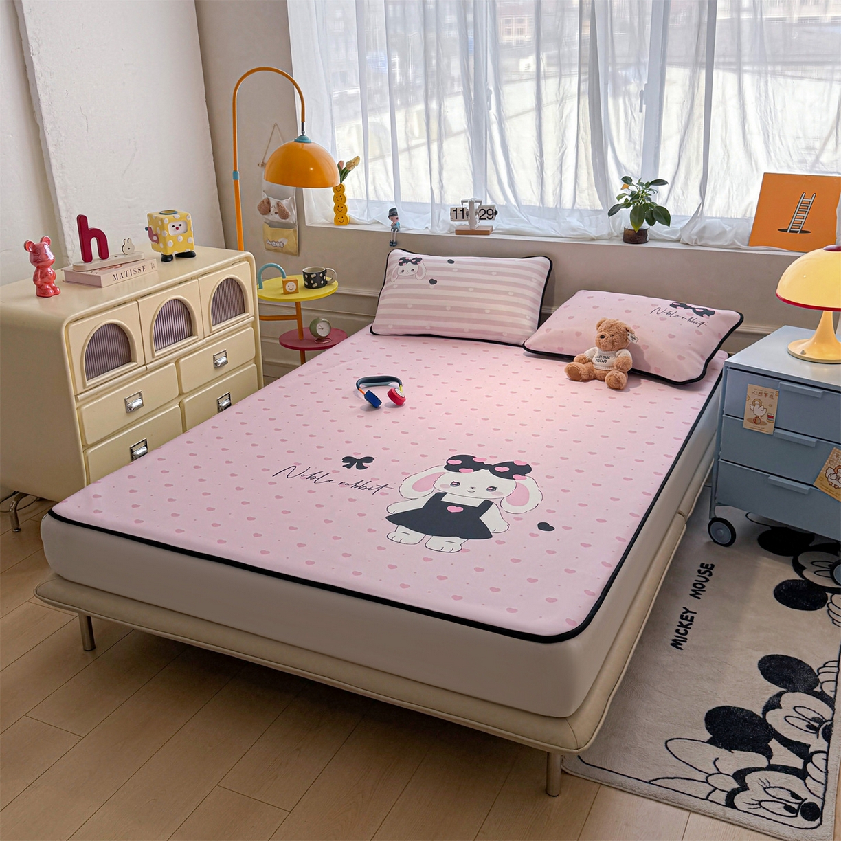 91家纺网 家纺一手货源 找家纺 雯豆家纺 【10A抗菌包检测】2026新款小冰皮卡通大版冰丝软席子凉席三件套凉感平铺款 小冰皮凉席-安妮兔