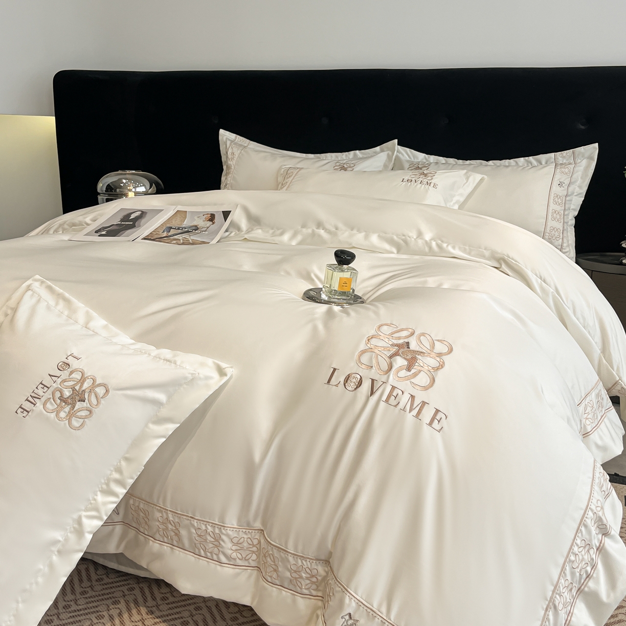 金牛座家纺 2026新款细斜纹丝质重工刺绣四件套-嘉佰 嘉佰-奶白