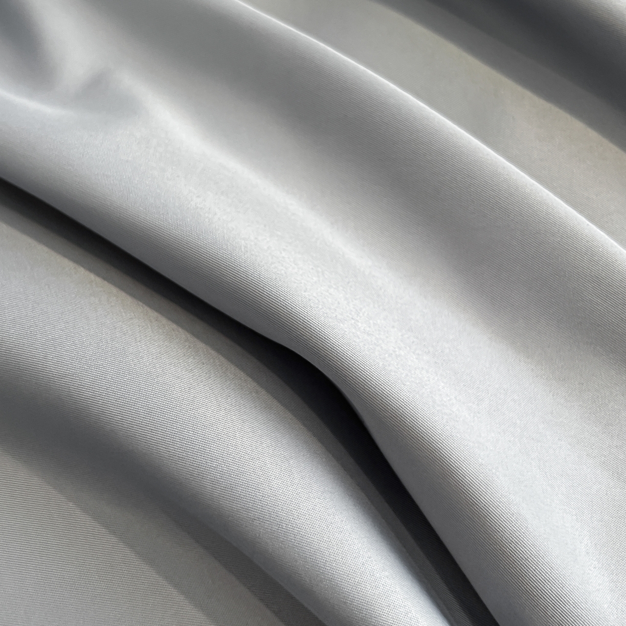 91家纺网 家纺一手货源 找家纺 金牛座家纺 2026新款细斜纹丝质重工刺绣四件套-嘉佰 嘉佰-灰