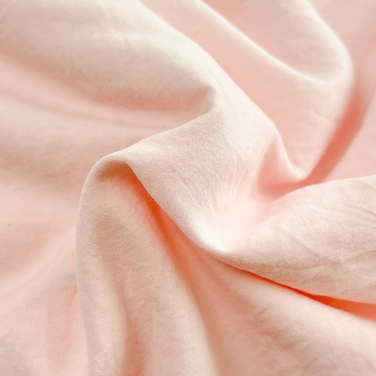 91家纺网 家纺一手货源 找家纺 色鬼布艺高端家居主号 2026新款韩国设计师款仿古棉可爱毛巾绣四件套 兔兔女孩