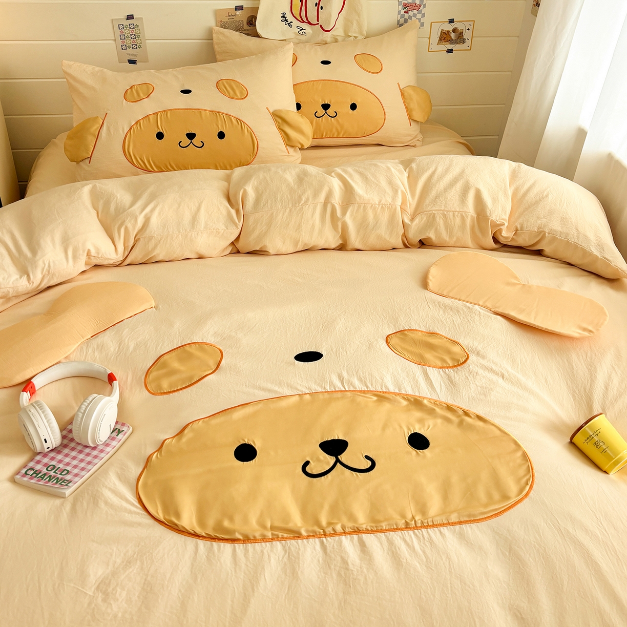 91家纺网 家纺一手货源 找家纺 色鬼布艺高端家居主号 2026新款韩国设计师款仿古棉可爱毛巾绣四件套 快乐狗狗-黄