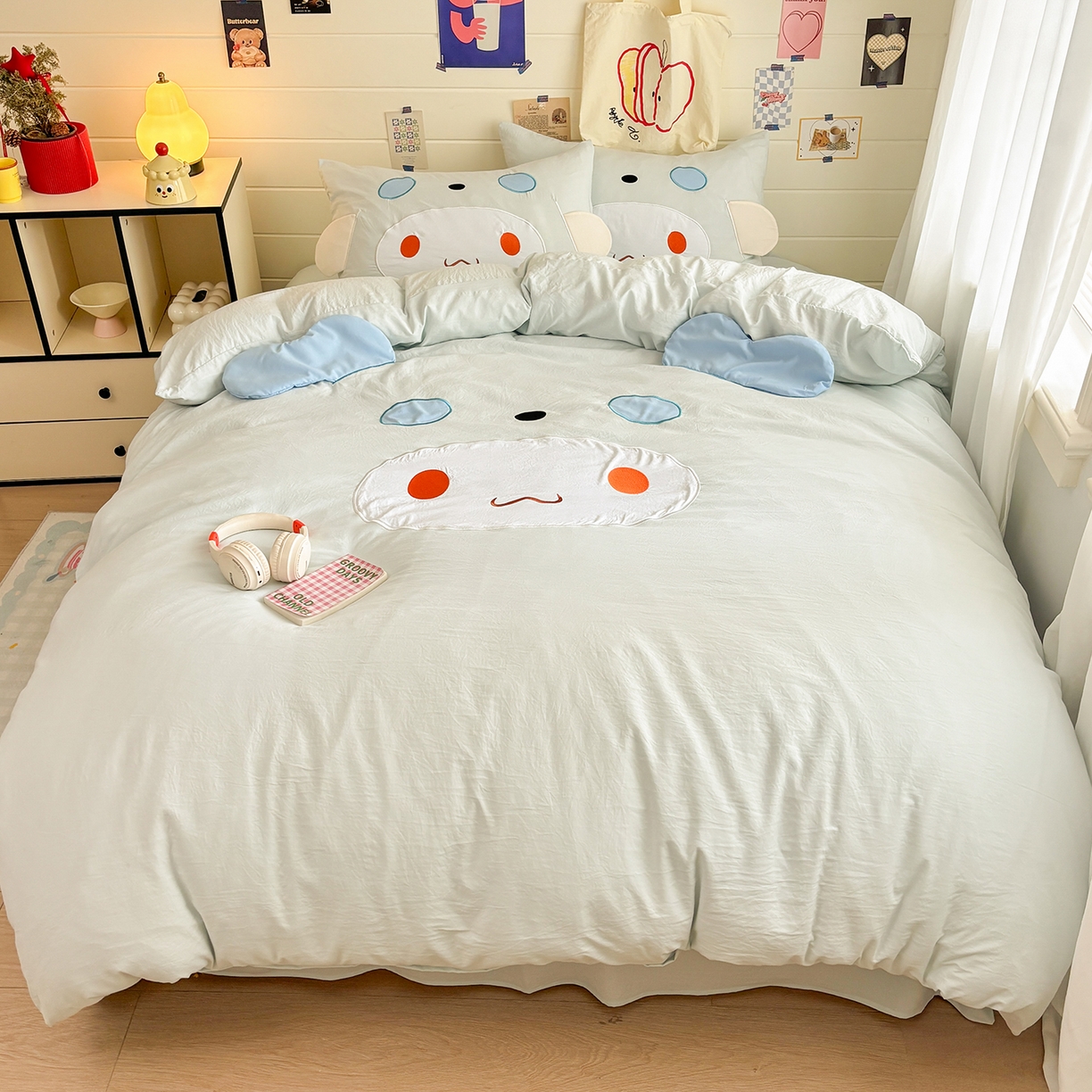 91家纺网 家纺一手货源 找家纺 色鬼布艺高端家居主号 2026新款韩国设计师款仿古棉可爱毛巾绣四件套 快乐狗狗-蓝