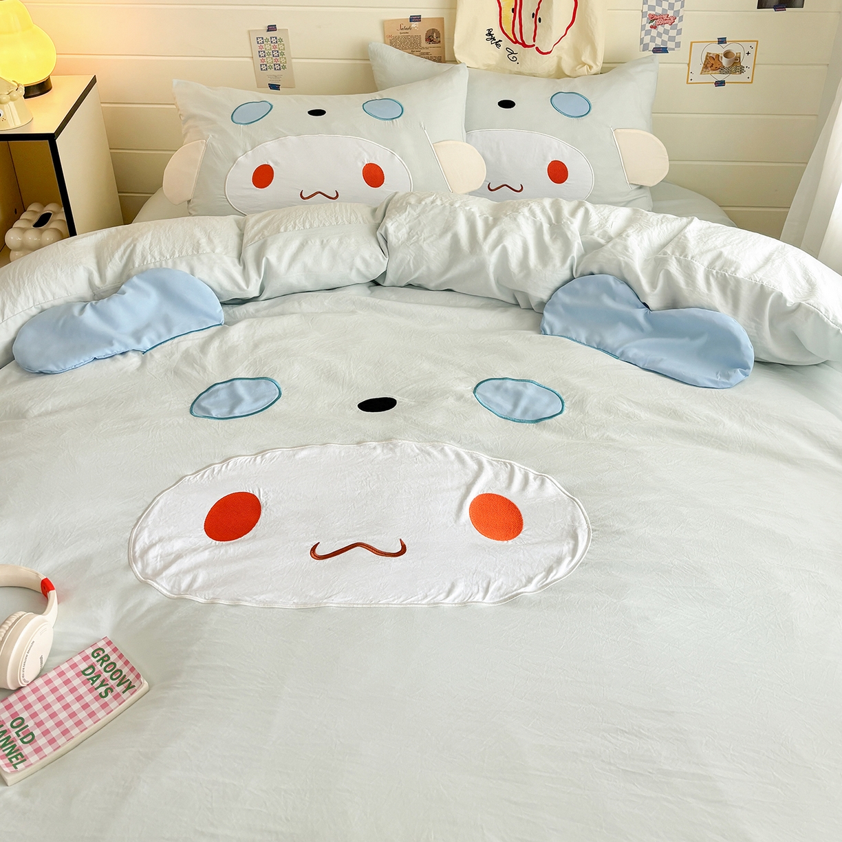 91家纺网 家纺一手货源 找家纺 色鬼布艺高端家居主号 2026新款韩国设计师款仿古棉可爱毛巾绣四件套 快乐狗狗-蓝