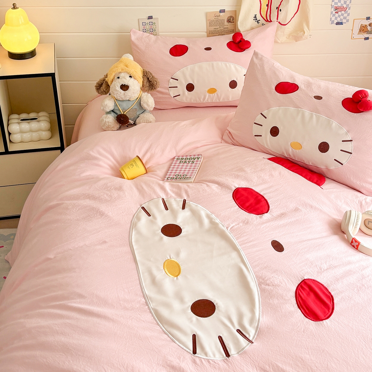 91家纺网 家纺一手货源 找家纺 色鬼布艺高端家居主号 2026新款韩国设计师款仿古棉可爱毛巾绣四件套 萌萌猫咪-粉